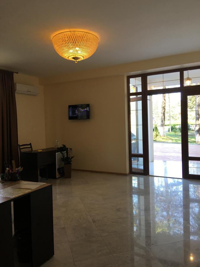 Киараз Старт Hotel Pizunda Exterior photo